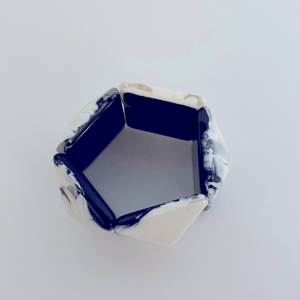 Howlite White/Black/Gray Marble Stretch Bracelet